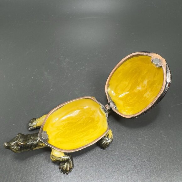 VTG Turtle Red Shell Enamel Over Metal Bejeweled Hinged Trinket Box Pill Box - Picture 3 of 10